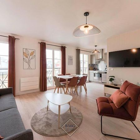 Royal Appartement Disneyland Bmyguest Serris Exterior photo